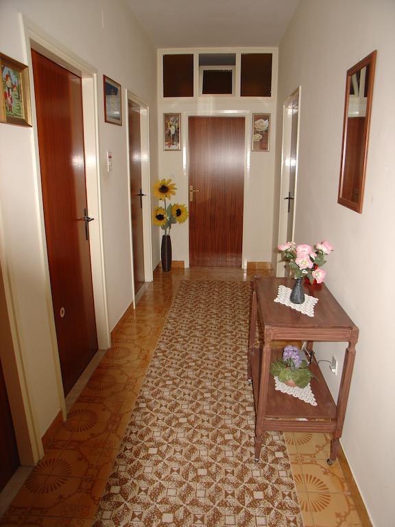 Apartment Tomy Trogir Exterior photo