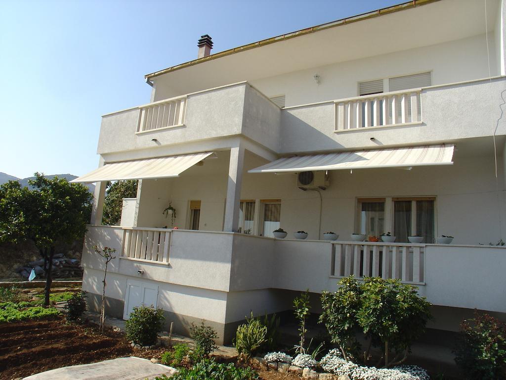 Apartment Tomy Trogir Exterior photo